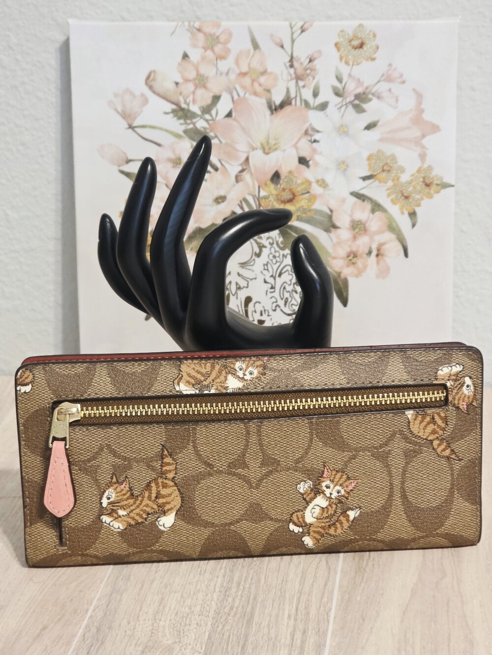 Coach Tabby Cat Kitten Dancing Kitty Long Slim Wallet Cards Bills Coin Sig CC926 - Picture 4 of 12